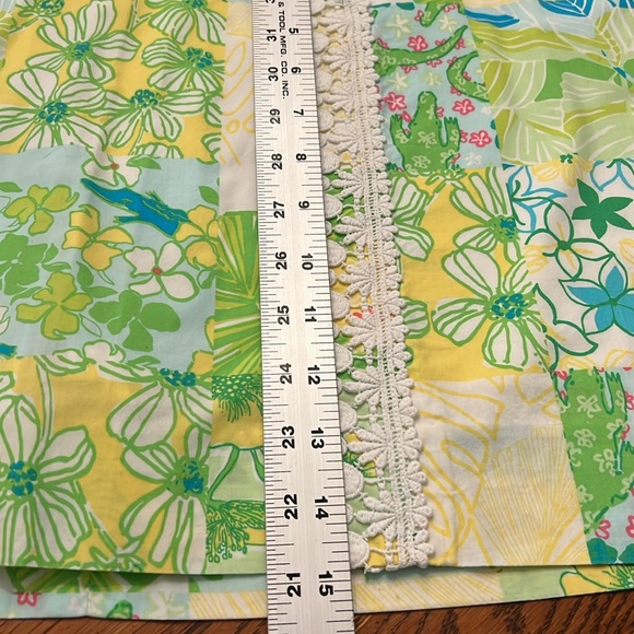 Lilly Pulitzer Skort EEEUC - Picture 5 of 9